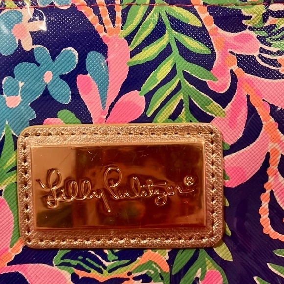 Lily Pulitzer NWT “Tech Pouch Set” 12.75”w X 9”high interior pen pocket/ pouch - Picture 2 of 3